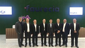 鄧正權赴上海拜會(huì )佛吉亞（中國）總部